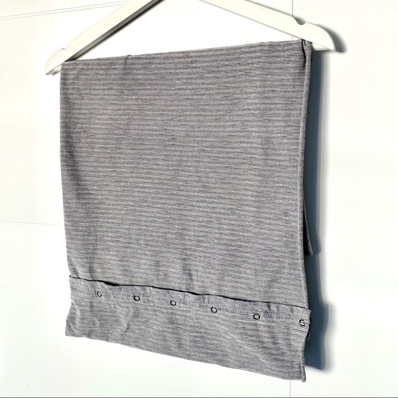 Lululemon Infinity Scarf - Picture 2 of 3